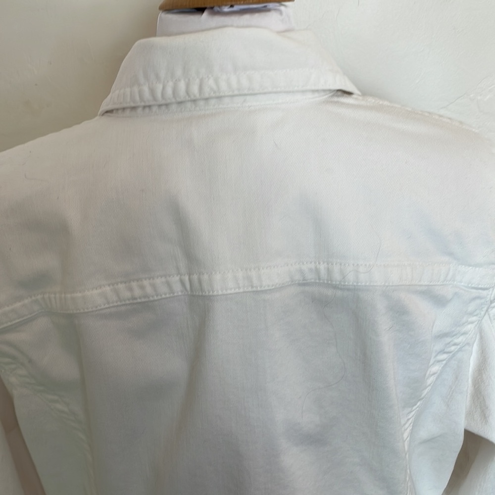 Chico's Cropped White Denim Stretchy 3/4 Sleeve Metal Button Jacket Size 3 - Picture 6 of 8